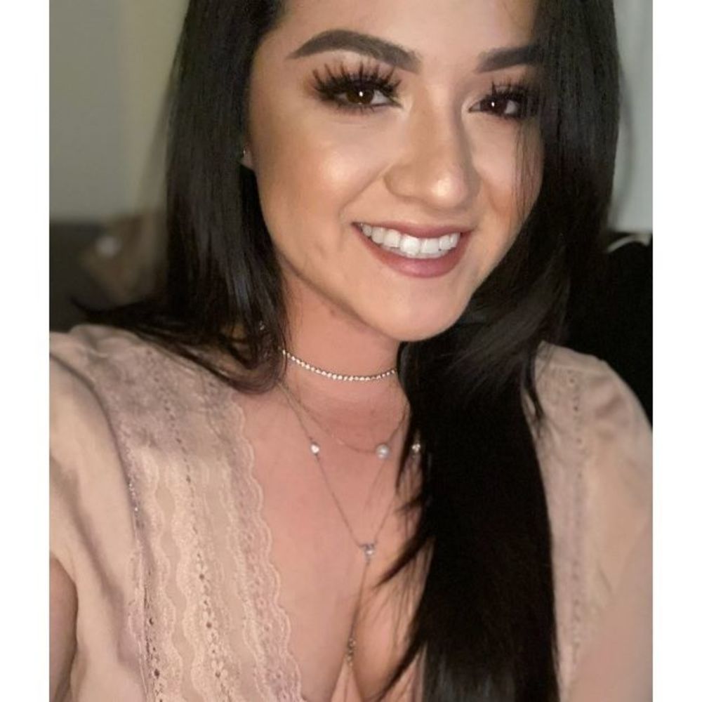 Meet your Posher, Danitza